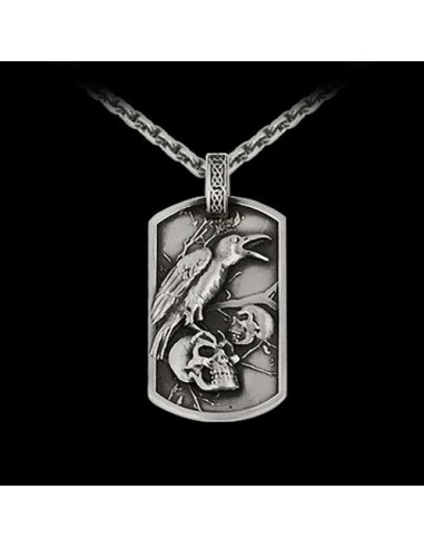 "Crow Dog Tag" Pendant est présent 