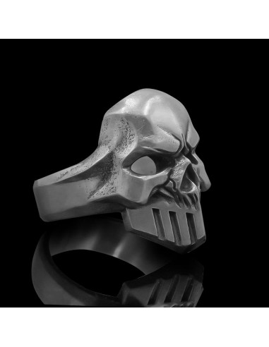 "Ghost Knight" Ring sur le site 