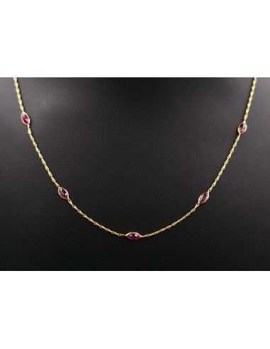 Collier serti de rubis taille navette, or 18 carats. soldes